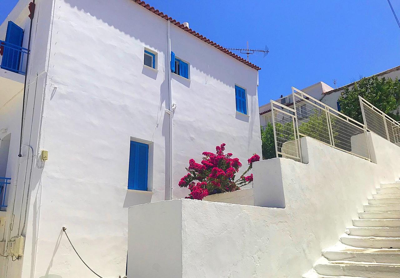 Villa Bagia Batsi  Exterior photo